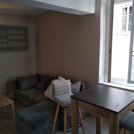 Auxerre Rue Joubert Apartment Bagian luar foto