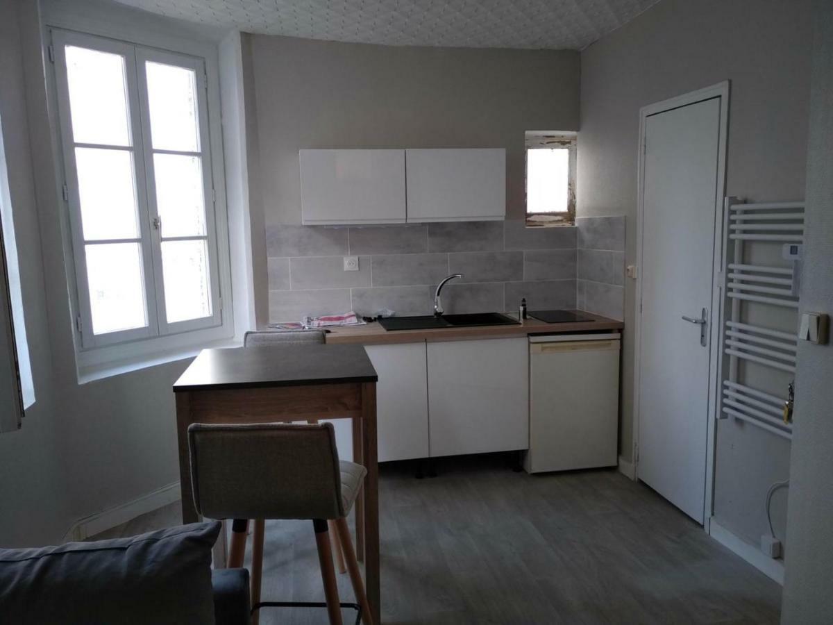 Auxerre Rue Joubert Apartment Bagian luar foto